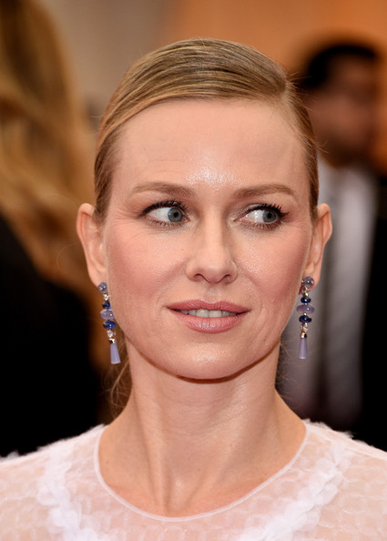 Classic Buns to Copy from Celebrities