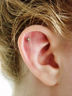 Different Ear Piercing Types and Ways of Wearing Them