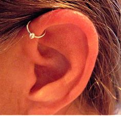 Different Ear Piercing Types and Ways of Wearing Them