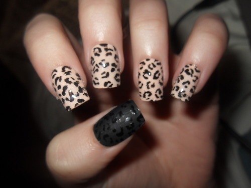 Be the Panhter Nails