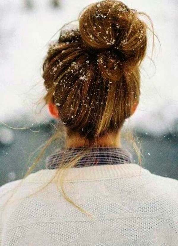 Winter Hairstyles to Wear When It's Snowing